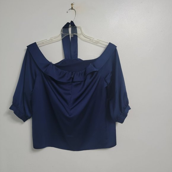 CECE WOMEN SWEATER, SIZE L, BLUE COLOR, BEAUTIFUL AND ELEGANT - Picture 3 of 7